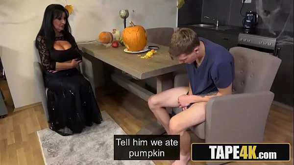 Gorgeous Mature Stepmom Fucked By Horny Dude Before Halloween