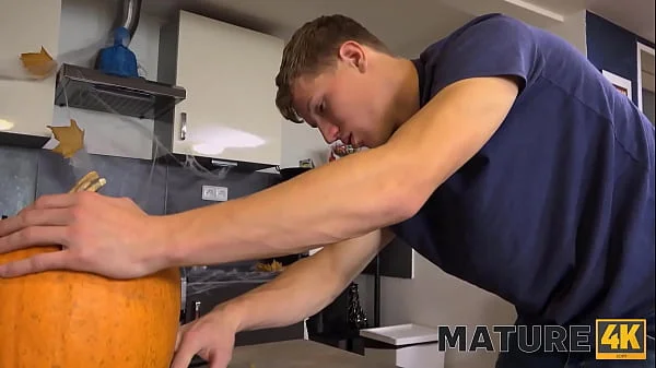 MATURE4K. Charmer gives muff to stepson for hot bonking in the kitchen