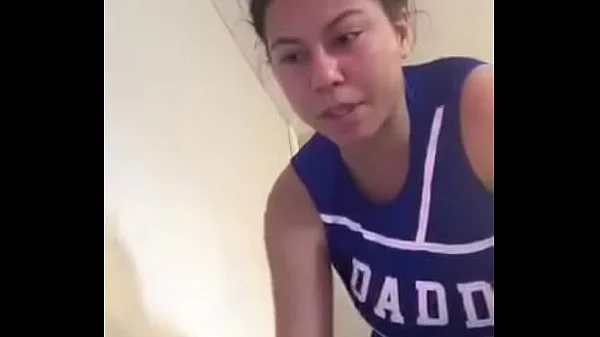 Colegiala Masturbándose en Periscope