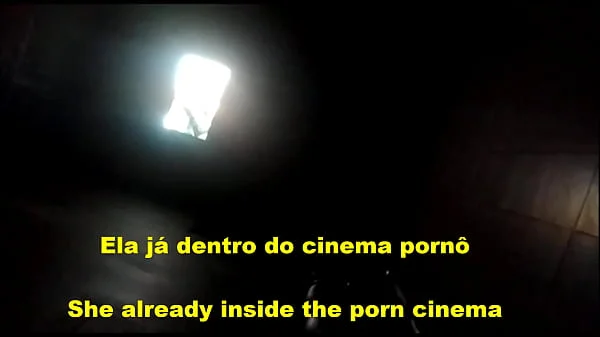 Marido deixou esposa entrar no cine pornô sozinha e voltou toda suja de porra e gozada!