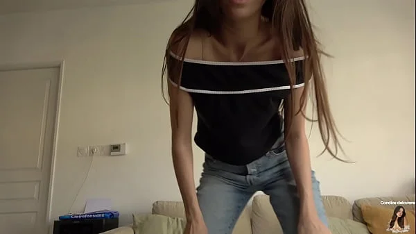 SKINNY GIRL STRIP TEASE