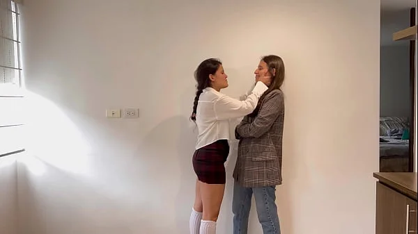 My art teacher loves to see how my classmate and I recover the subject