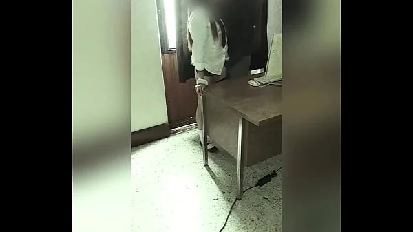 CÁMARA Graba a MAESTRO Y ALUMNA en la Oficina del Colegio! Colegiala Mexicana se DEJA FOLLAR por el PROFE por una MEJOR CALIFICACIÓN! Video Amateur Real! (Segunda Parte)