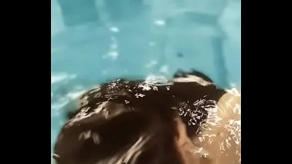 RANDOM CHICK SUCKS MY DICK IN PUBLIC HOTEL POOL