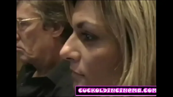 Amazing Blonde Wife plays with strangers in Cinema !