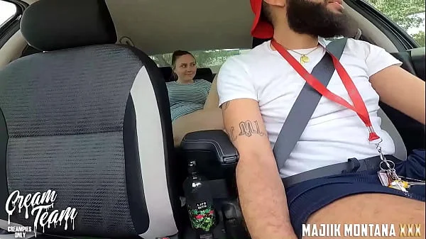 Uber Driver Pulls Over to Fuck Slutty Passenger in broad Daylight