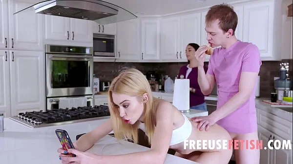 Freeusing My Teen step Sis And Surprising Her- Chloe Cherry