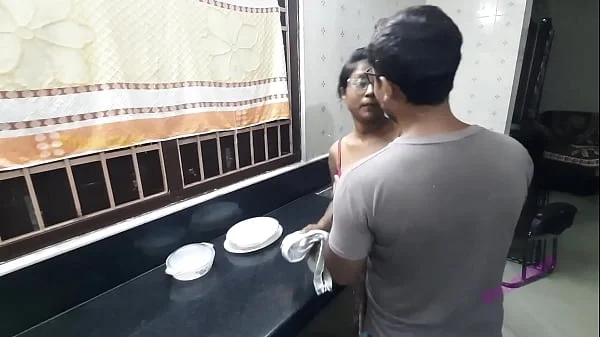 Indian Kitchen Sex - Bengali Wife Cheats on Her Husband when he is Not Present at Home