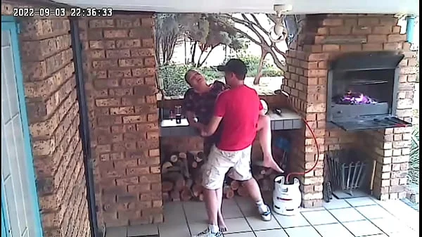 Spy camera : couple caught fucking on the porch of the nature reserve